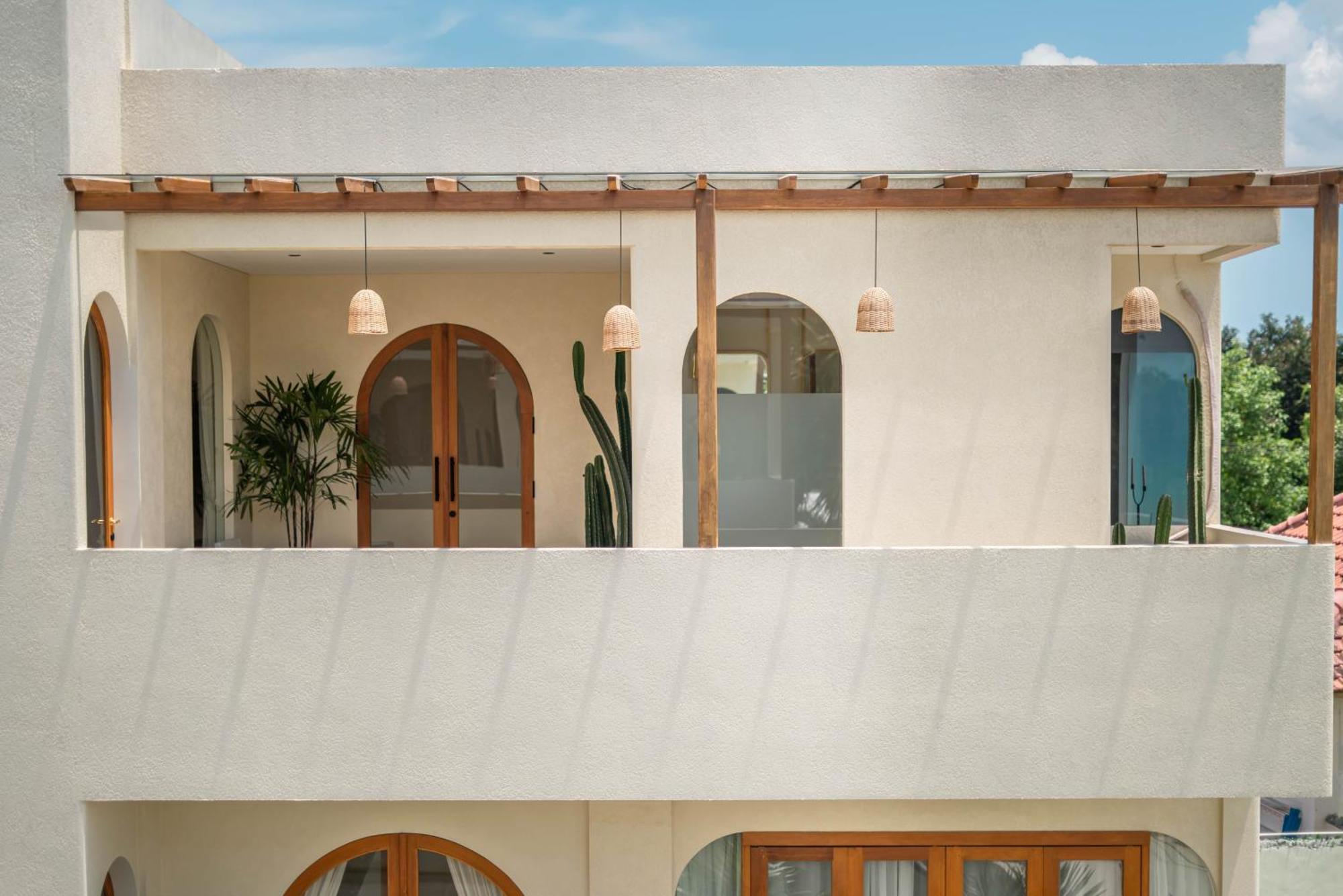 Alegria De La Vida Hotel Canggu  Exterior photo
